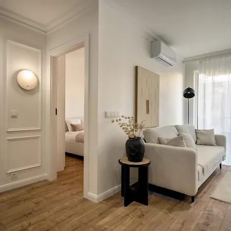 Rentplanet - Braniborska 74