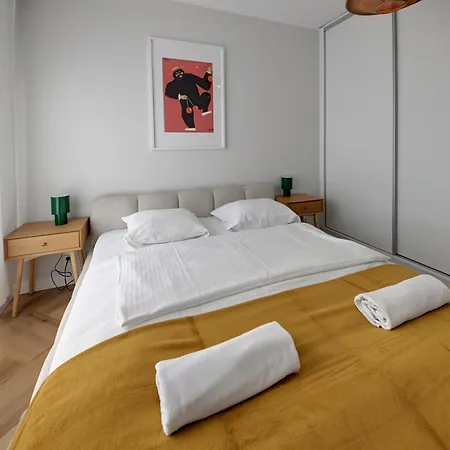 Rentplanet - Braniborska 74 Apartamento *